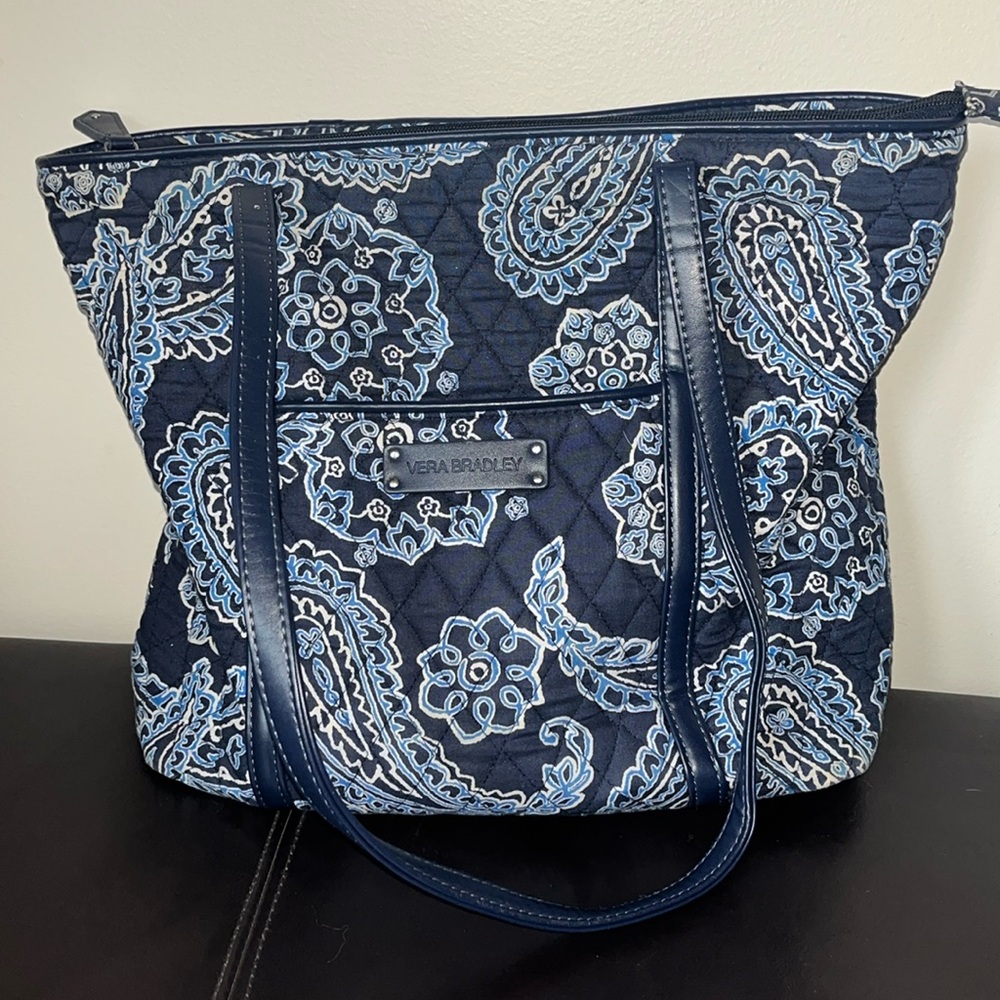 Small Vera Bradley tote